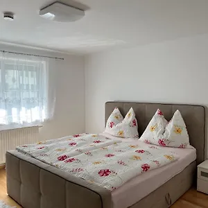 https://apt-flora.saalbachhinterglemmhotels.com