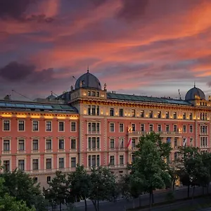 Anantara Palais Hansen - Newly Renovated ***** Vienna