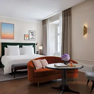 Rosewood ***** Vienna