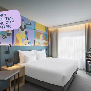 Spark By Hilton Donaustadt מלון