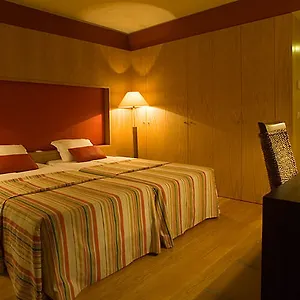 Turisticos Atlantida 4* פונשל