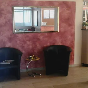 https://appartement-haus-hamburg.com-bavaria.com